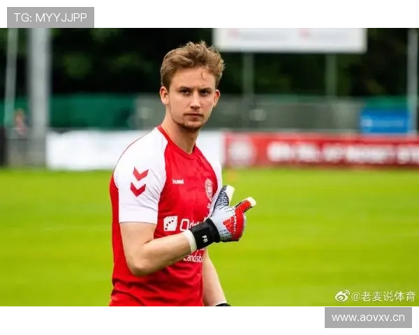 奥尔莫与贝林厄姆：创造型与冲击型中场战术角色对比分析