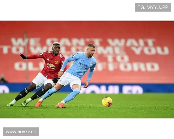 曼联进攻推进阶段断裂,影响整体进攻效率