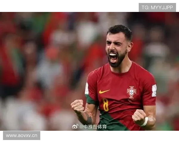 B费与厄德高:体系核心角色的战术对比分析 B费与厄德高:体系核心角色的战术对比分析