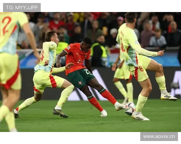 祖比门迪是否顶级后腰：防守效率与组织能力解析